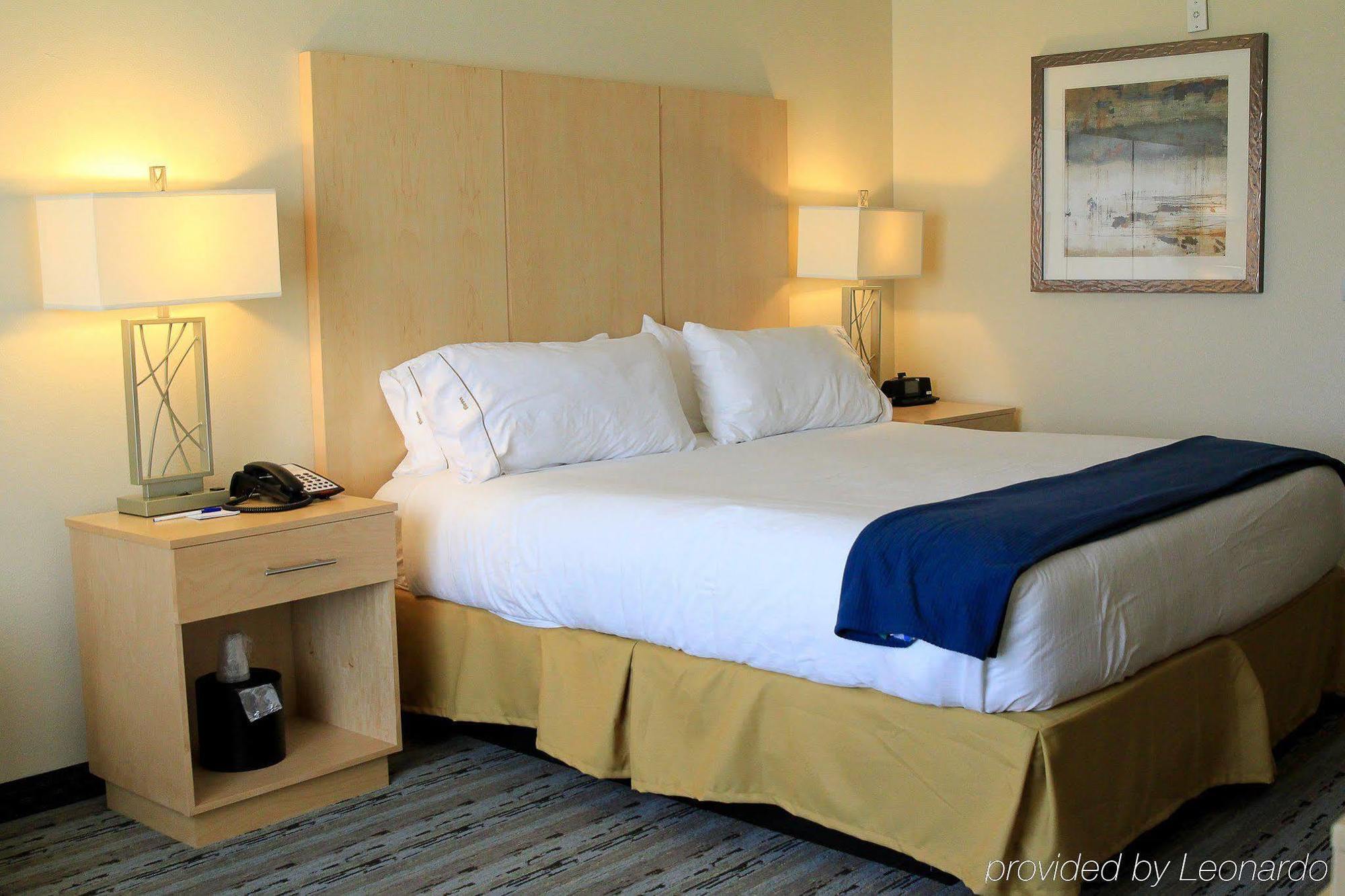 Holiday Inn Express & Suites San Antonio Brooks City Base, An Ihg Hotel Esterno foto